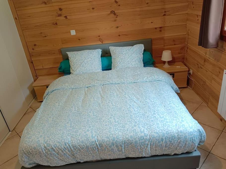 Chalet 2 Chambres En Savoie Pour 1 A 4 Personnes Gerbaix Exterior foto