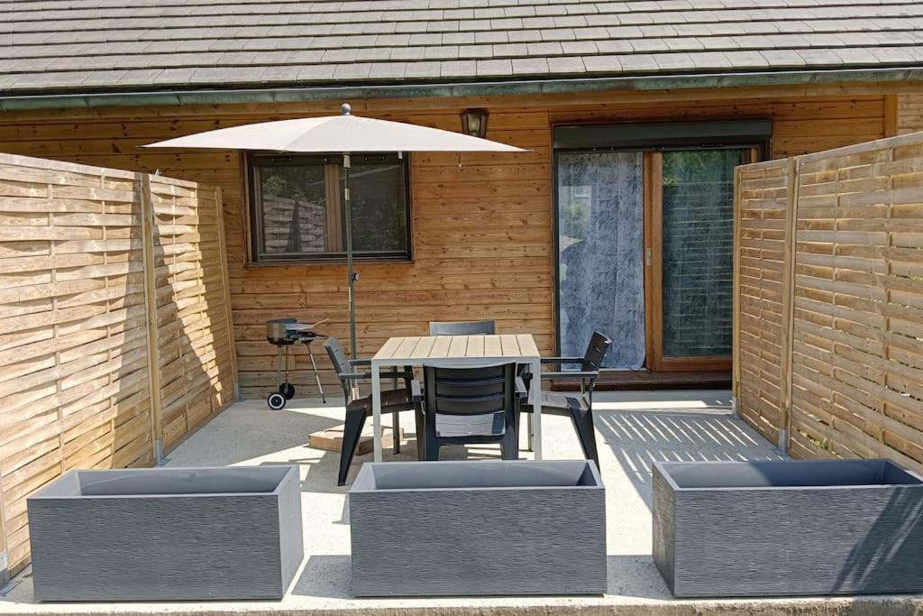 Chalet 2 Chambres En Savoie Pour 1 A 4 Personnes Gerbaix Exterior foto